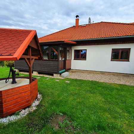 Domek Cisarsky Villa Šluknov Exteriör bild