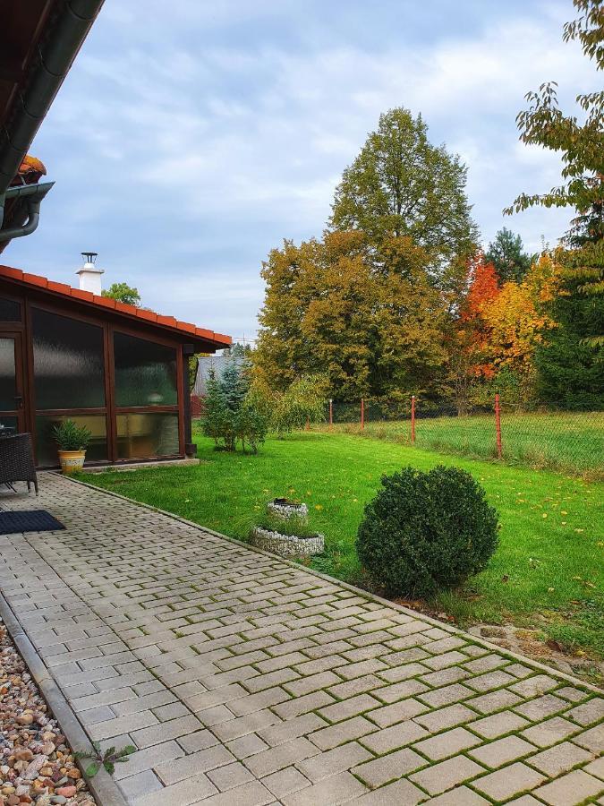 Domek Cisarsky Villa Šluknov Exteriör bild