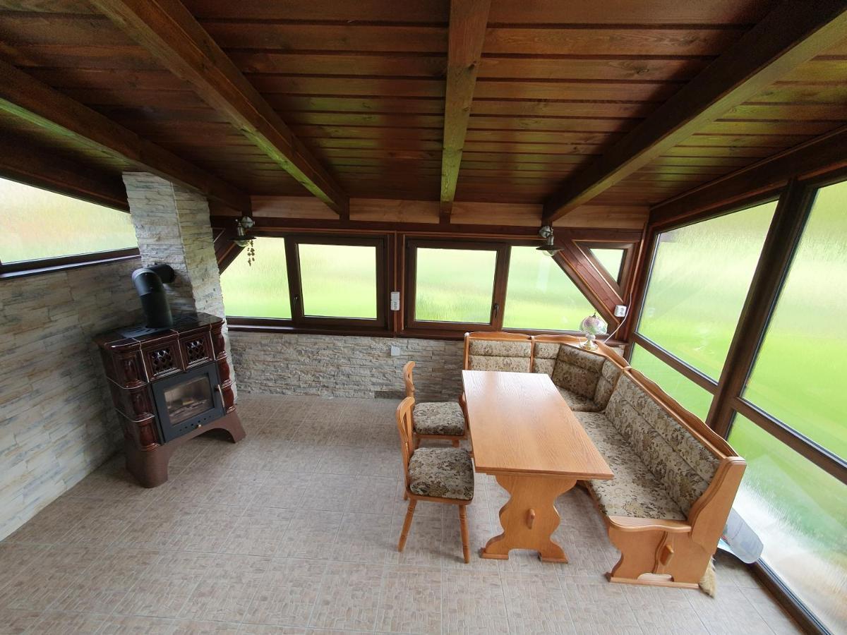 Domek Cisarsky Villa Šluknov Exteriör bild