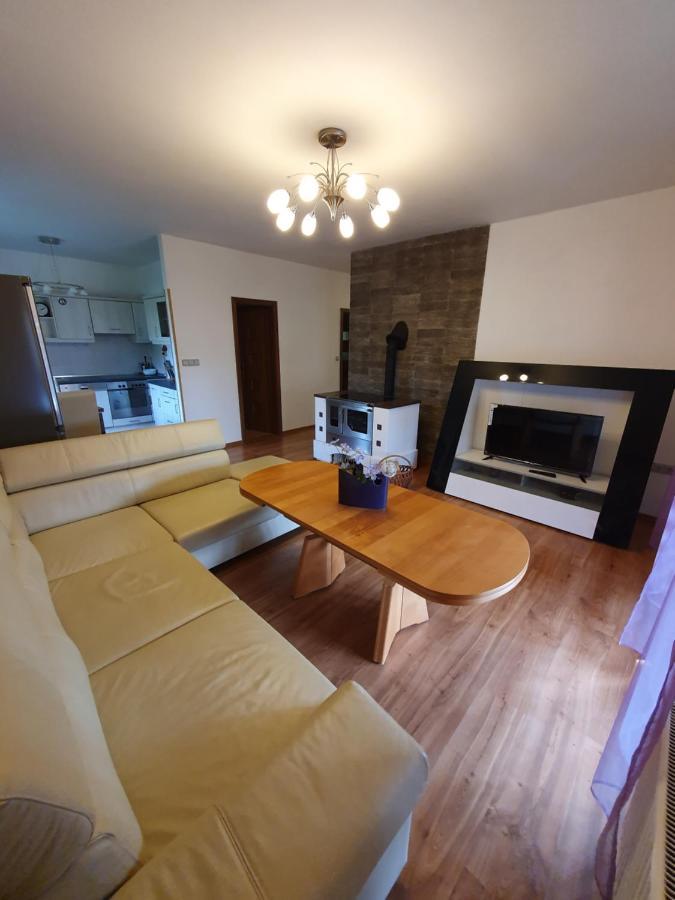Domek Cisarsky Villa Šluknov Exteriör bild